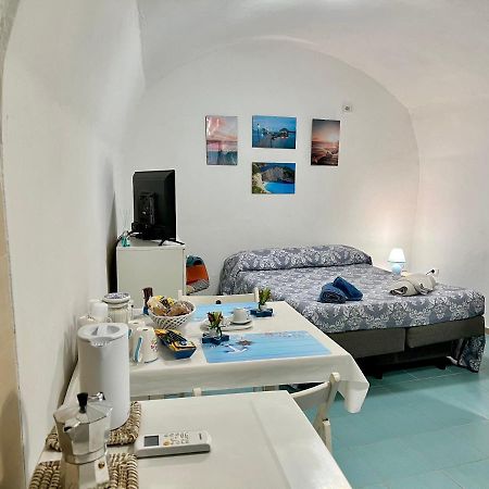 דירות טרמולי Monolocale Nel Borgo Antico, A Due Passi Dal Mare E Dal Porto מראה חיצוני תמונה