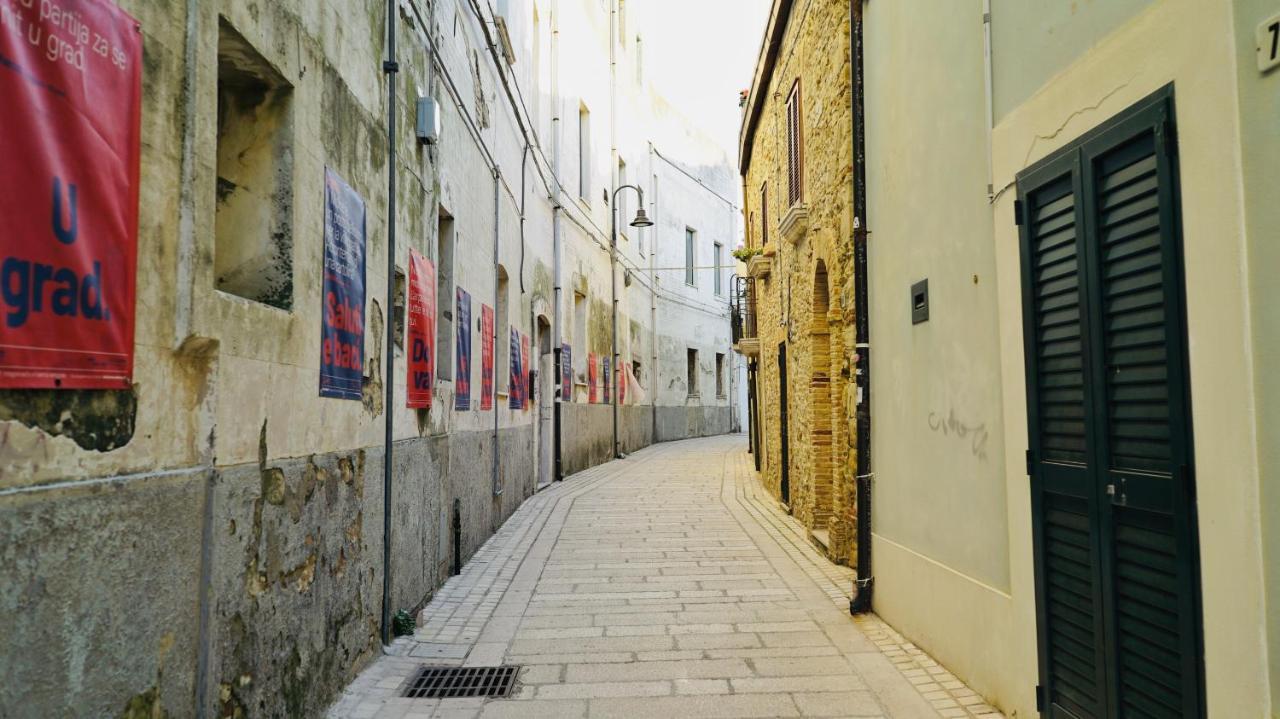 דירות טרמולי Monolocale Nel Borgo Antico, A Due Passi Dal Mare E Dal Porto מראה חיצוני תמונה