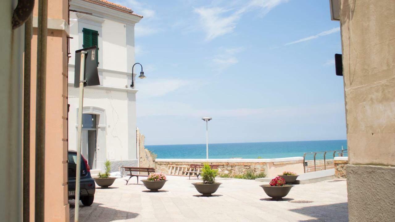 דירות טרמולי Monolocale Nel Borgo Antico, A Due Passi Dal Mare E Dal Porto מראה חיצוני תמונה